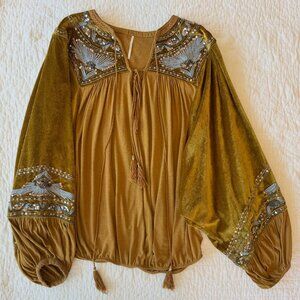 Free People FP Gold Hearts Aflame Velvet Sequin Embroidered Poet Peasant Top L